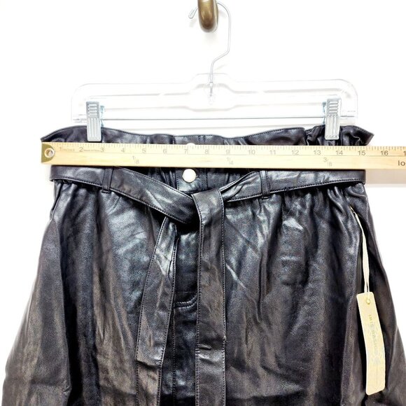 Black Faux Leather High-Waisted Belted Mini Skirt By Iris Size L - Picture 5 of 9